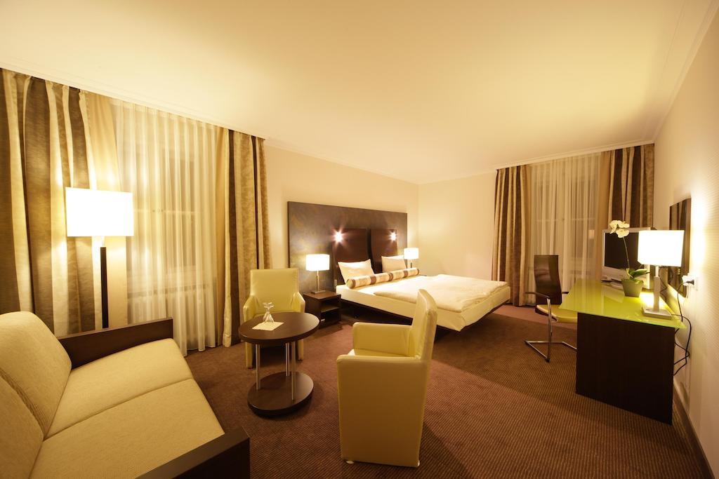 Hotel Am See Salzgitter Exterior foto